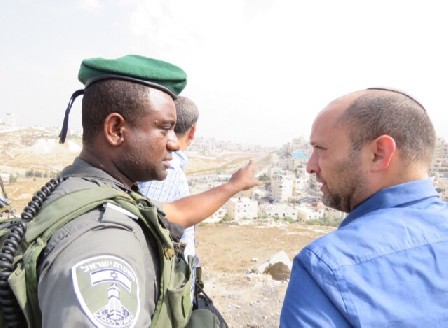 השר בנט: “אסור שלמחבל שיוצא לפיגוע יהיה בית לחזור אליו”