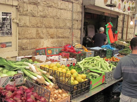 שוק האיכרים של מיכל אנסקי מגיע לכוכב יאיר- צור יגאל