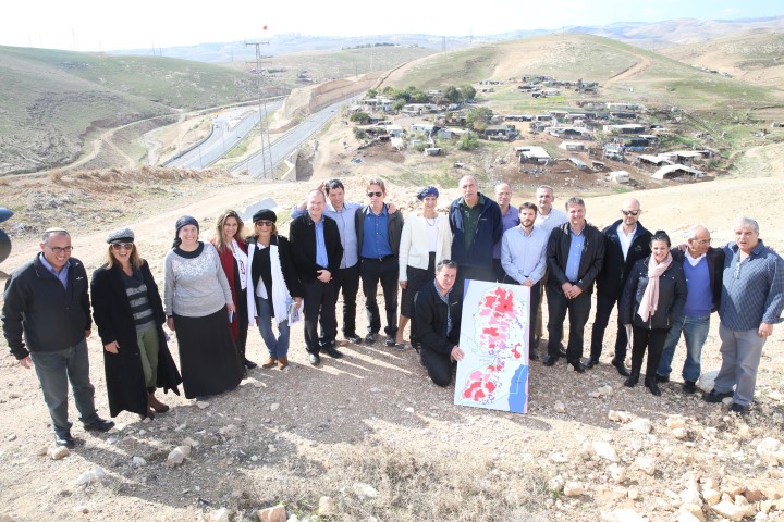 שדולת א״י סיירה במאחזים הפלסטינים הבלתי חוקיים