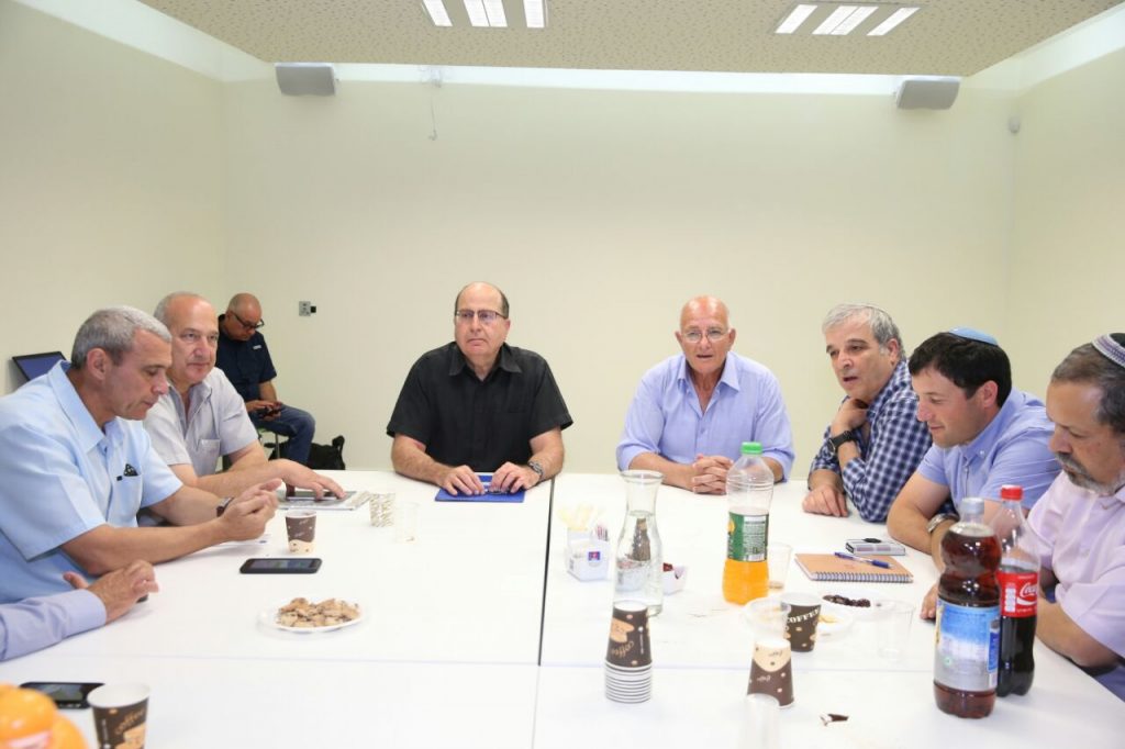 שר הביטחון בסיור ביו”ש:”ההתיישבות משגשגת”.