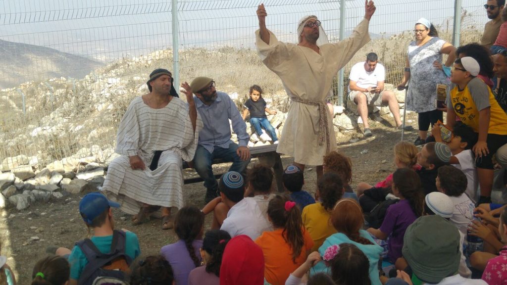 קפיצה חסרת תקדים: עשרות אלפי מטיילים בשומרון