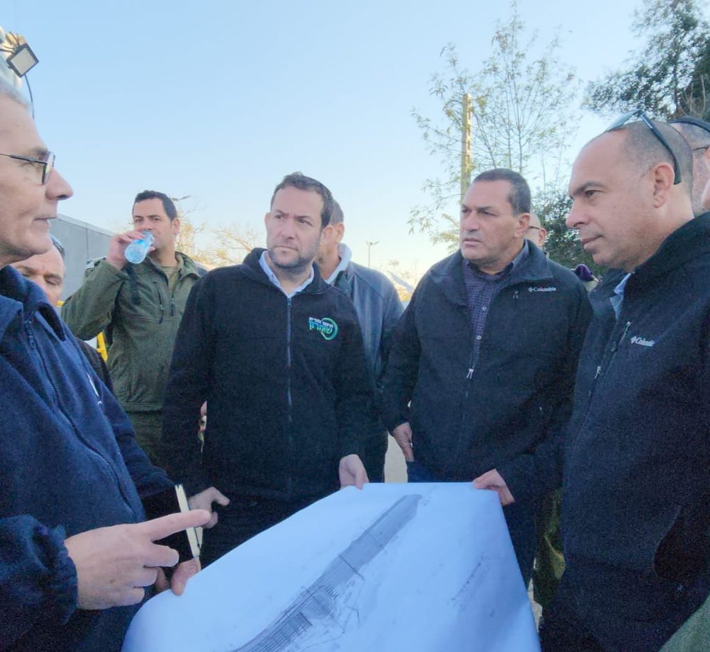 יוסי דגן דורש: “פתרונות מיידיים לבעיית הפקקים”