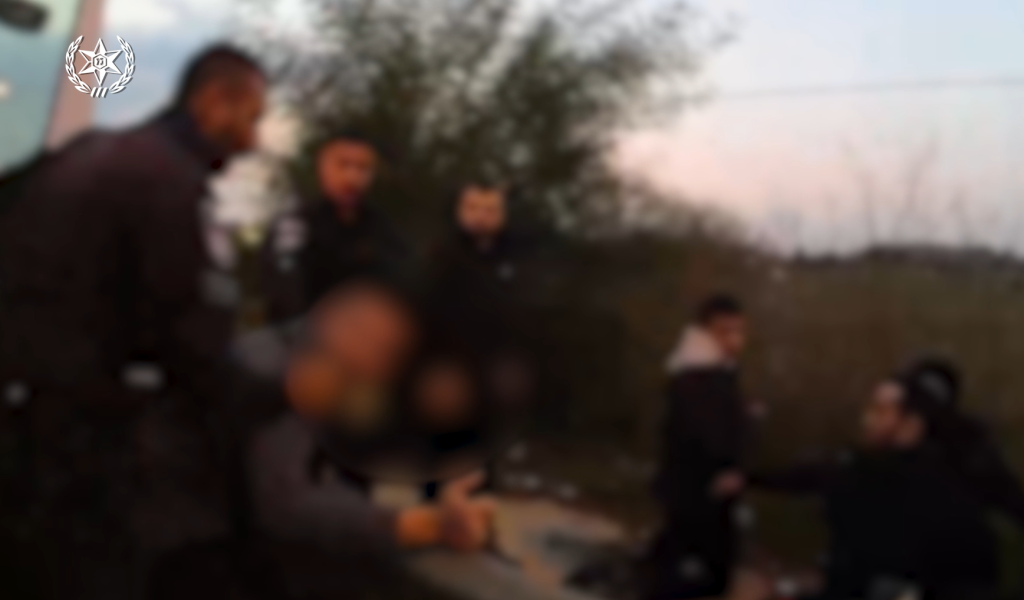 בחשד שאיים לבצע פיגוע: קרוב משפחתו של המחבל מרמות נעצר | תיעוד