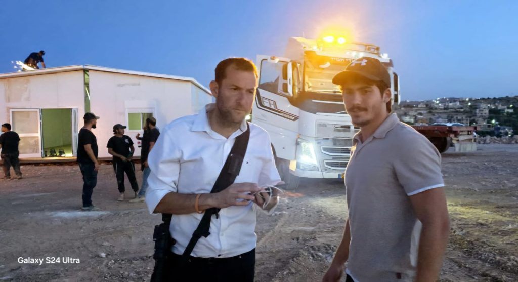הוקם המבנה הראשון ב”ברוכין דרום” סמוך למקום הרצח