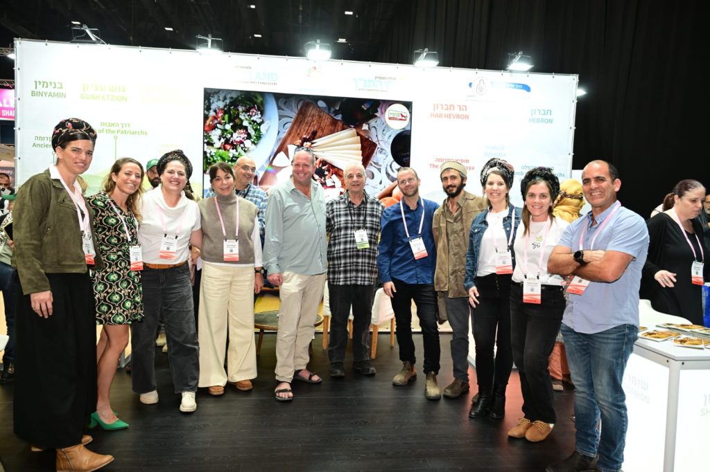 לאחר יותר משנתיים: התיירים חוזרים ליהודה ושומרון