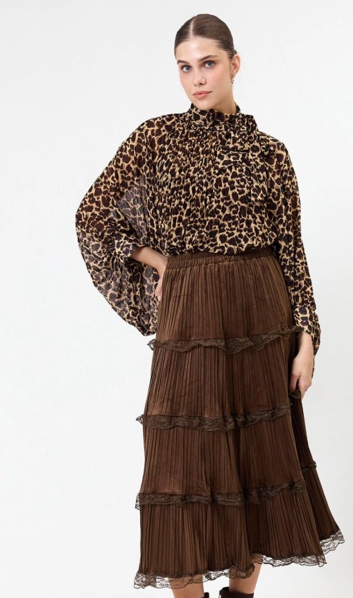 השפעת האופנה הצנועה על המיינסטרים הישראלי