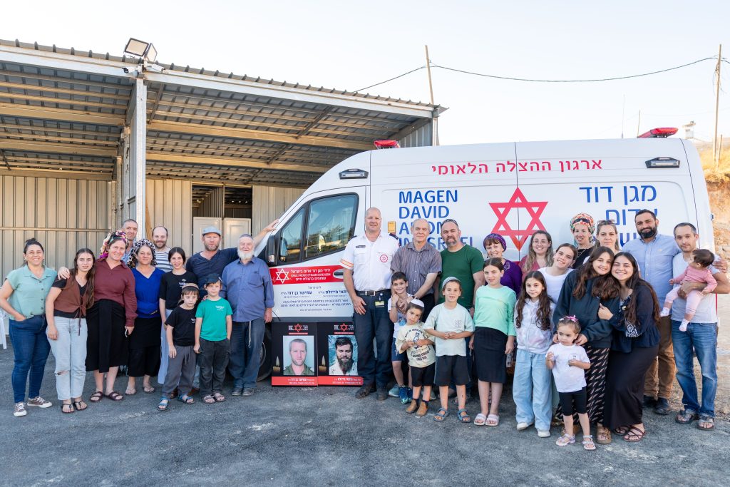 למען תושבי עלי והסביבה: אמבולנס ממוגן ירי נחנך לזכר ניתאי ועמישר הי”ד